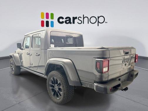 Granite Crystal Metallic Clearcoat 2025 Jeep Gladiator Nighthawk
