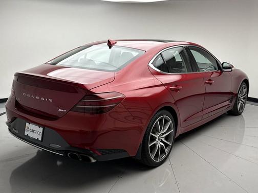 2022 Genesis G70 2.0T AWD