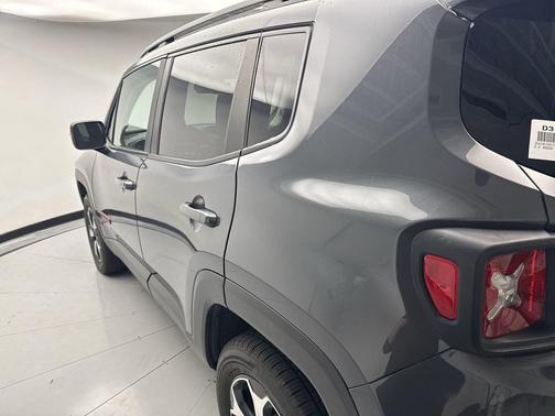 2022 Jeep Renegade Trailhawk
