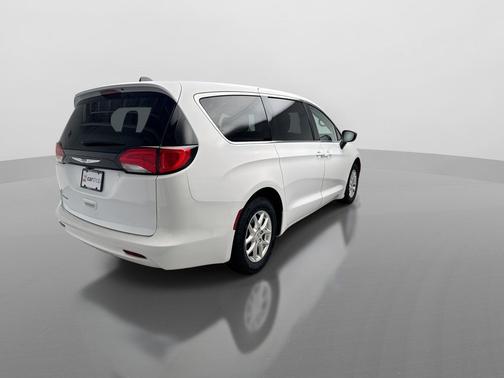 Bright White Clearcoat 2024 Chrysler Voyager LX