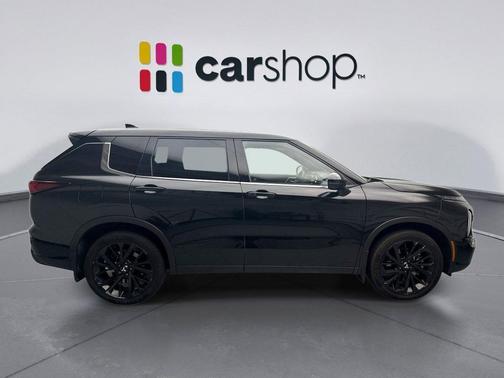 2022 Mitsubishi Outlander SE