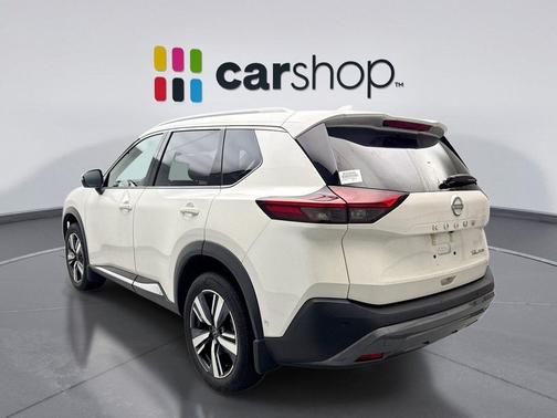 Pearl White Tricoat 2023 Nissan Rogue SL