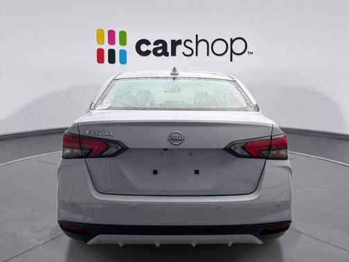Gray Sky Pearl 2025 Nissan Versa 1.6 SV