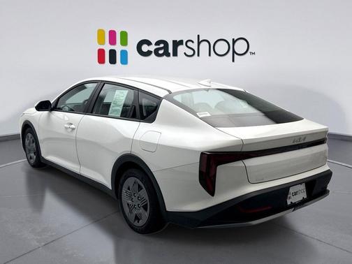 2025 Kia K4 LX