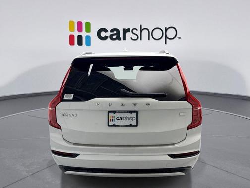 2023 Volvo XC90 Recharge Plug-In Hybrid T8 Plus Dark Theme 7-Seater