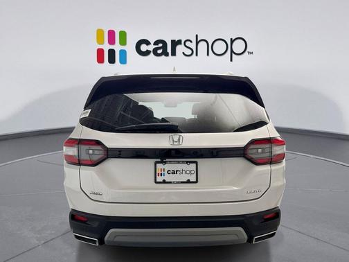 Platinum White 2023 Honda Pilot AWD Elite