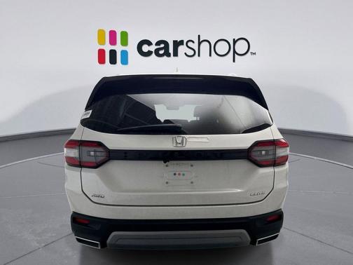 2023 Honda Pilot AWD Elite