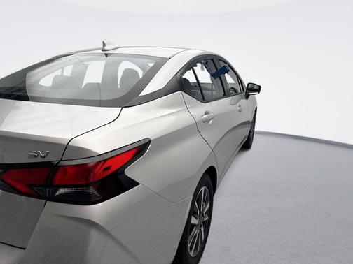 2023 Nissan Versa 1.6 SV