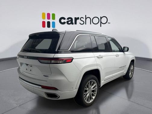 Bright White Clearcoat 2023 Jeep Grand Cherokee Summit