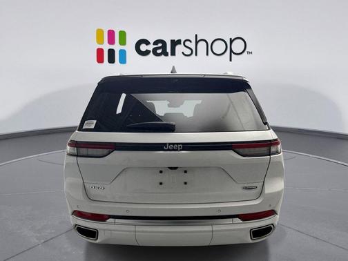 Bright White Clearcoat 2023 Jeep Grand Cherokee Summit