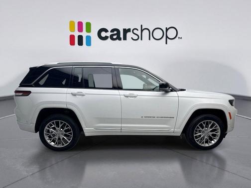 Bright White Clearcoat 2023 Jeep Grand Cherokee Summit
