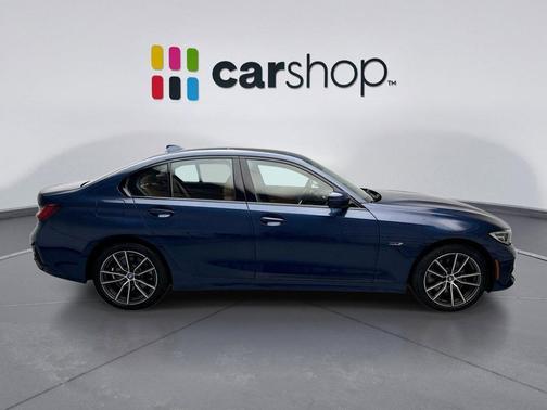 2022 BMW 330e Base