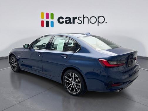 2022 BMW 330e Base
