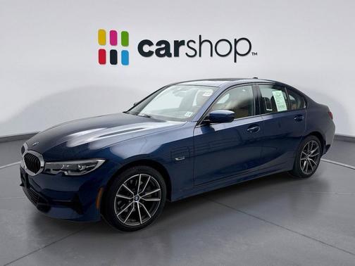 2022 BMW 330e Base