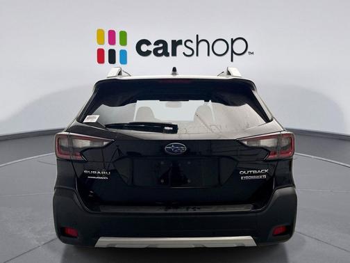 Crystal Black Silica 2025 Subaru Outback Touring XT