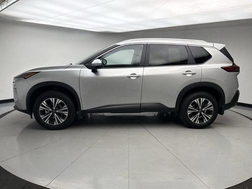 Brilliant Silver Metallic 2023 Nissan Rogue SV