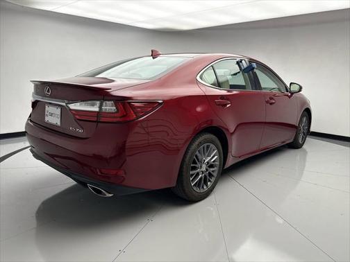 2018 Lexus ES 350 Base