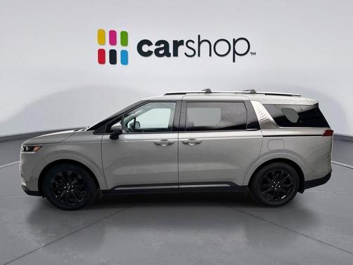 2024 Kia Carnival SX