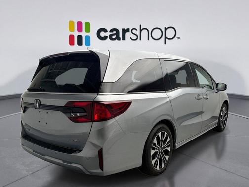 Solar Silver 2026 Honda Odyssey Elite