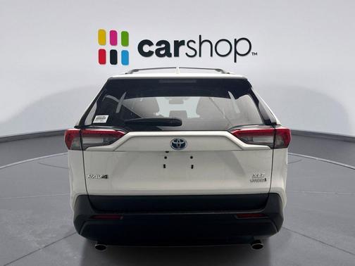 Ice Cap 2024 Toyota RAV4 Hybrid XLE
