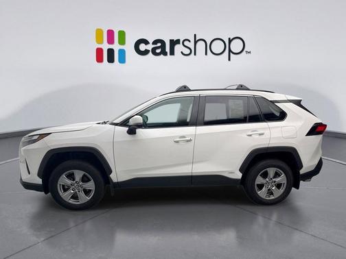 Ice Cap 2024 Toyota RAV4 Hybrid XLE