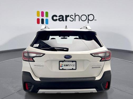 Crystal White Pearl 2020 Subaru Outback Touring XT