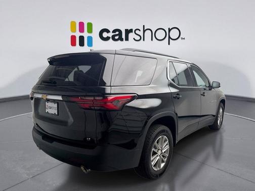Mosaic Black Metallic 2023 Chevrolet Traverse LT Leather