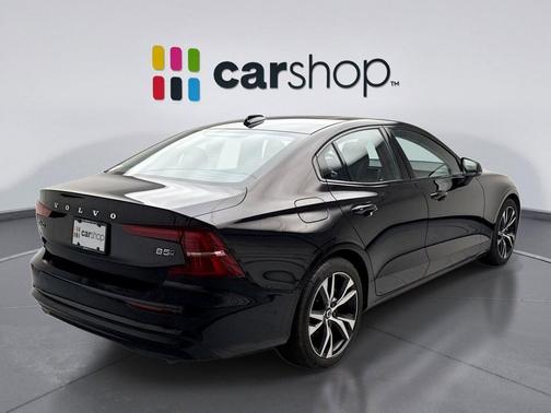 2025 Volvo S60 B5 Plus