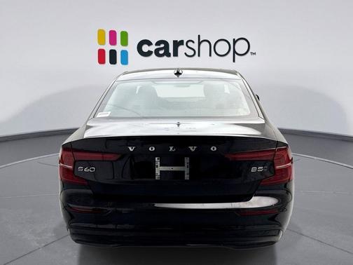 2025 Volvo S60 B5 Plus