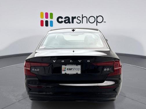 2025 Volvo S60 B5 Plus