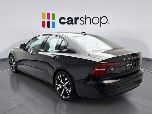 2025 Volvo S60 B5 Plus