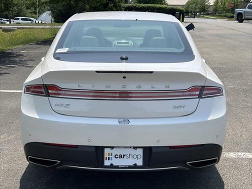 2017 Lincoln MKZ Base