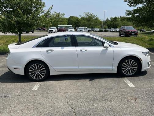 2017 Lincoln MKZ Base