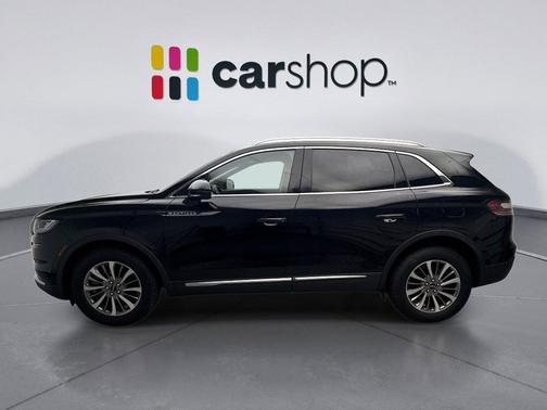INFINITE BLACK MET CC 2022 Lincoln Nautilus Reserve