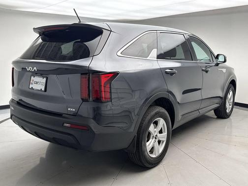 Gravity Grey 2023 Kia Sorento LX
