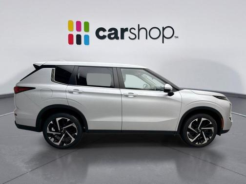 White Diamond 2022 Mitsubishi Outlander ES S-AWC