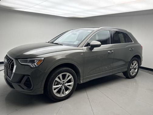 2025 Audi Q3 Premium 45 TFSI S line quattro Tiptronic