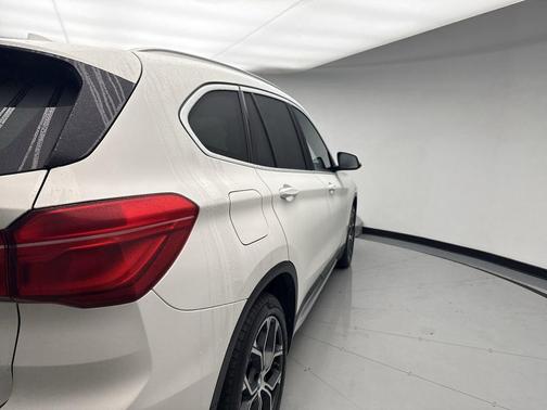 2022 BMW X1 xDrive28i