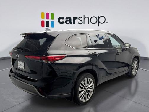 2022 Toyota Highlander Platinum
