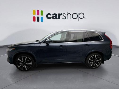 2021 Volvo XC90 T6 Momentum