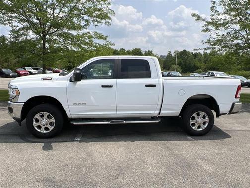 2023 RAM 2500 Big Horn Crew Cab 4x4 6'4' Box
