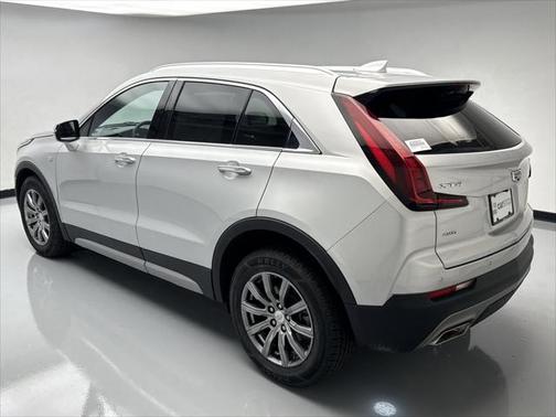 2021 Cadillac XT4 Premium Luxury