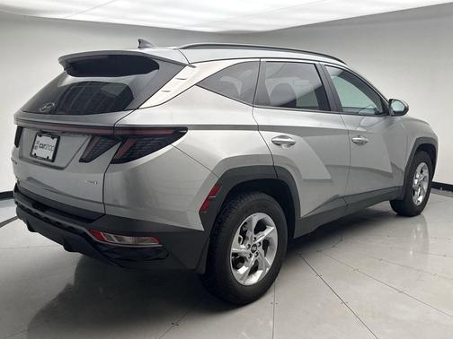 Shimmering Silver 2023 Hyundai TUCSON SEL