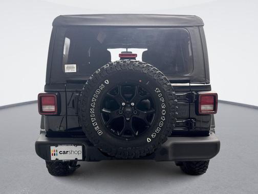 Black Clearcoat 2023 Jeep Wrangler Willys