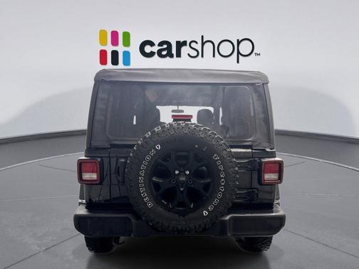 Black Clearcoat 2023 Jeep Wrangler Willys