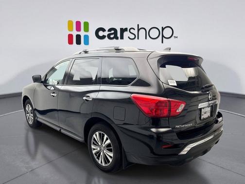 Magnetic Black Pearl 2019 Nissan Pathfinder SL