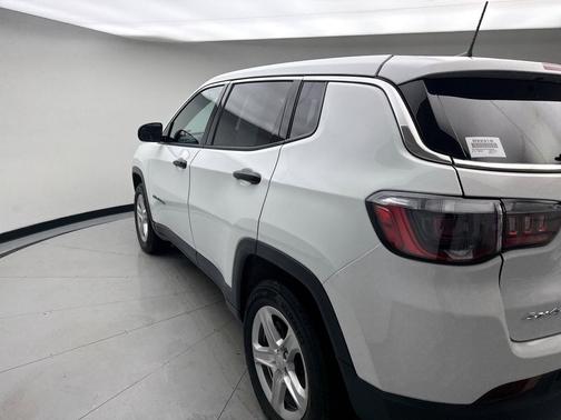 2023 Jeep Compass Sport