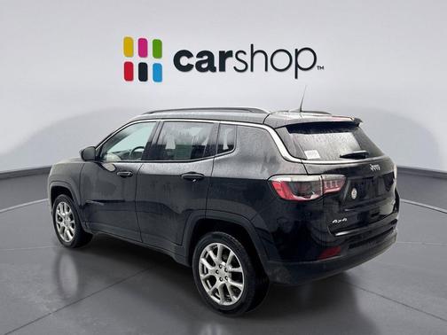 2022 Jeep Compass Latitude Lux