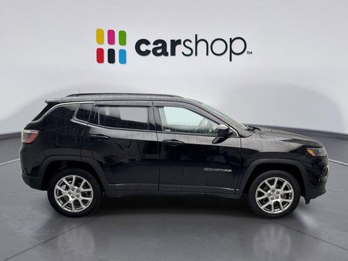 2022 Jeep Compass Latitude Lux