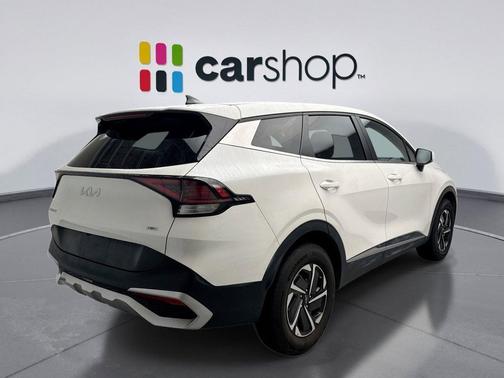 Snow White Pearl 2024 Kia Sportage Hybrid LX